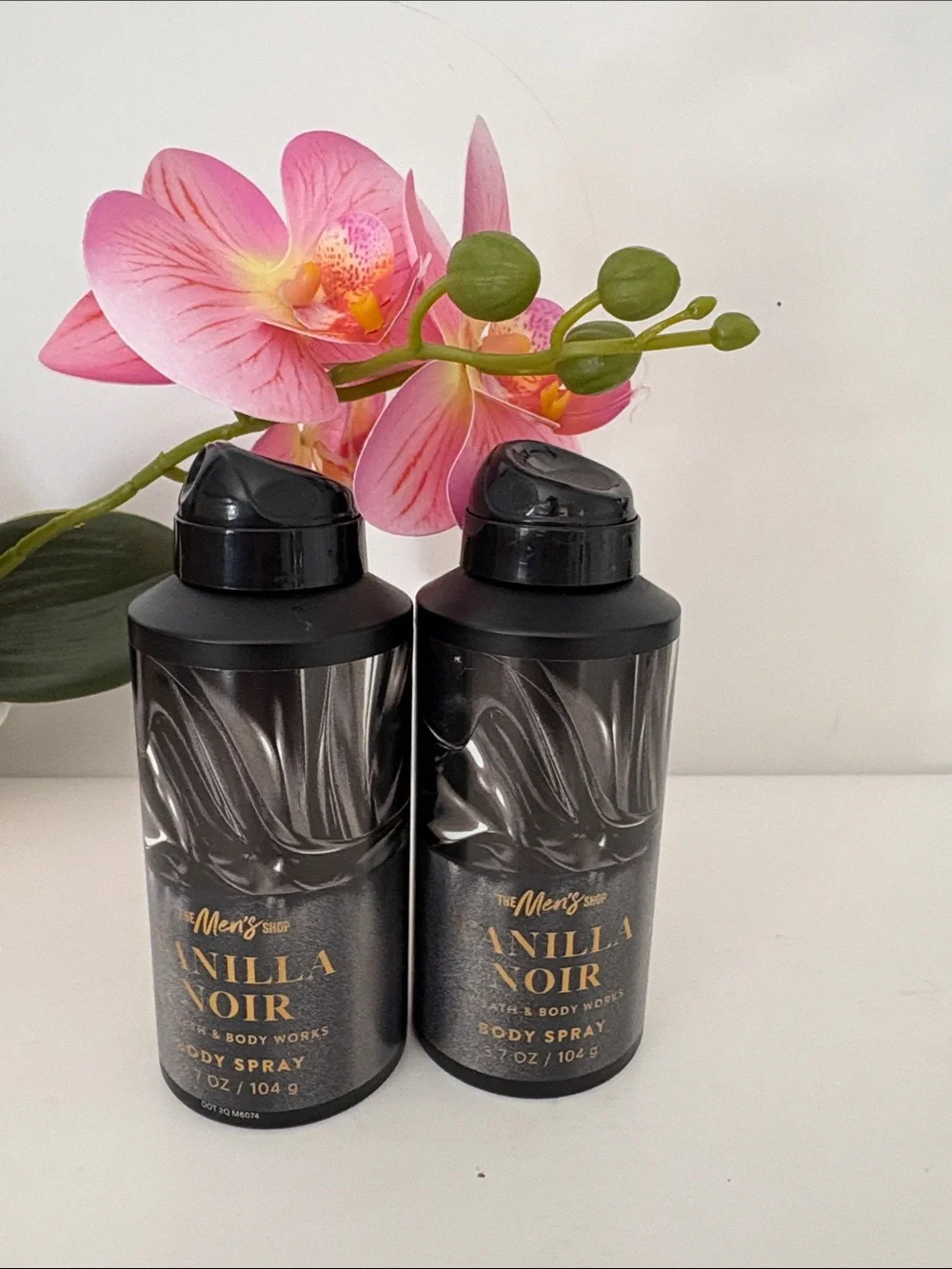 2 Bath & Body Works Vanilla Noir Men’s Body Spray